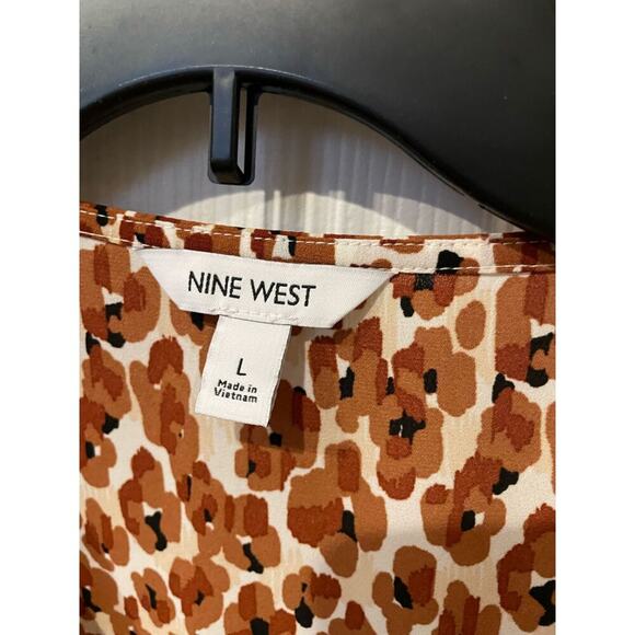 Nine West Printed Sleeveless Blouse Size Large - Picture 3 of 6